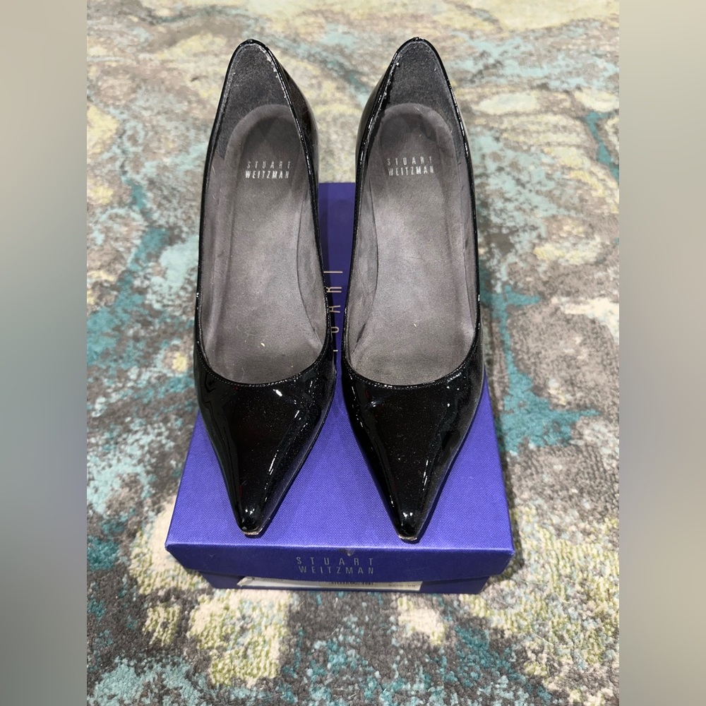EUC Stuart Weitzman Patent Leather Pumps